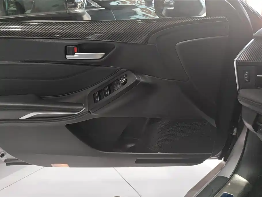 Toyota Avalon 2019 Hybrid 2.5L Luxury Edition China VI фото 7