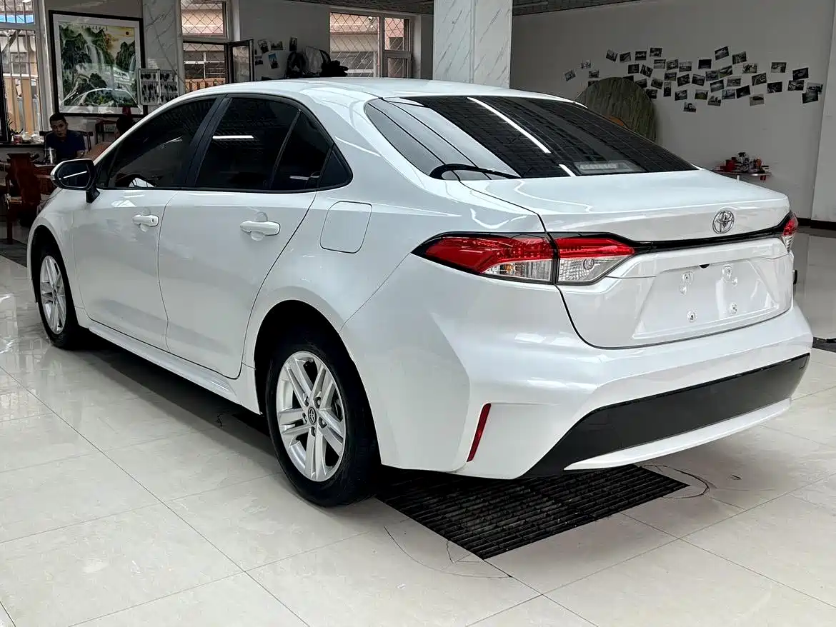 Toyota Levin 2022 185T CVT Luxury Edition фото 4