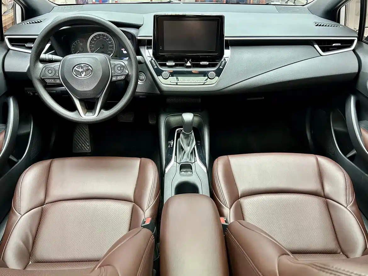 Toyota Levin 2022 185T CVT Luxury Edition фото 12