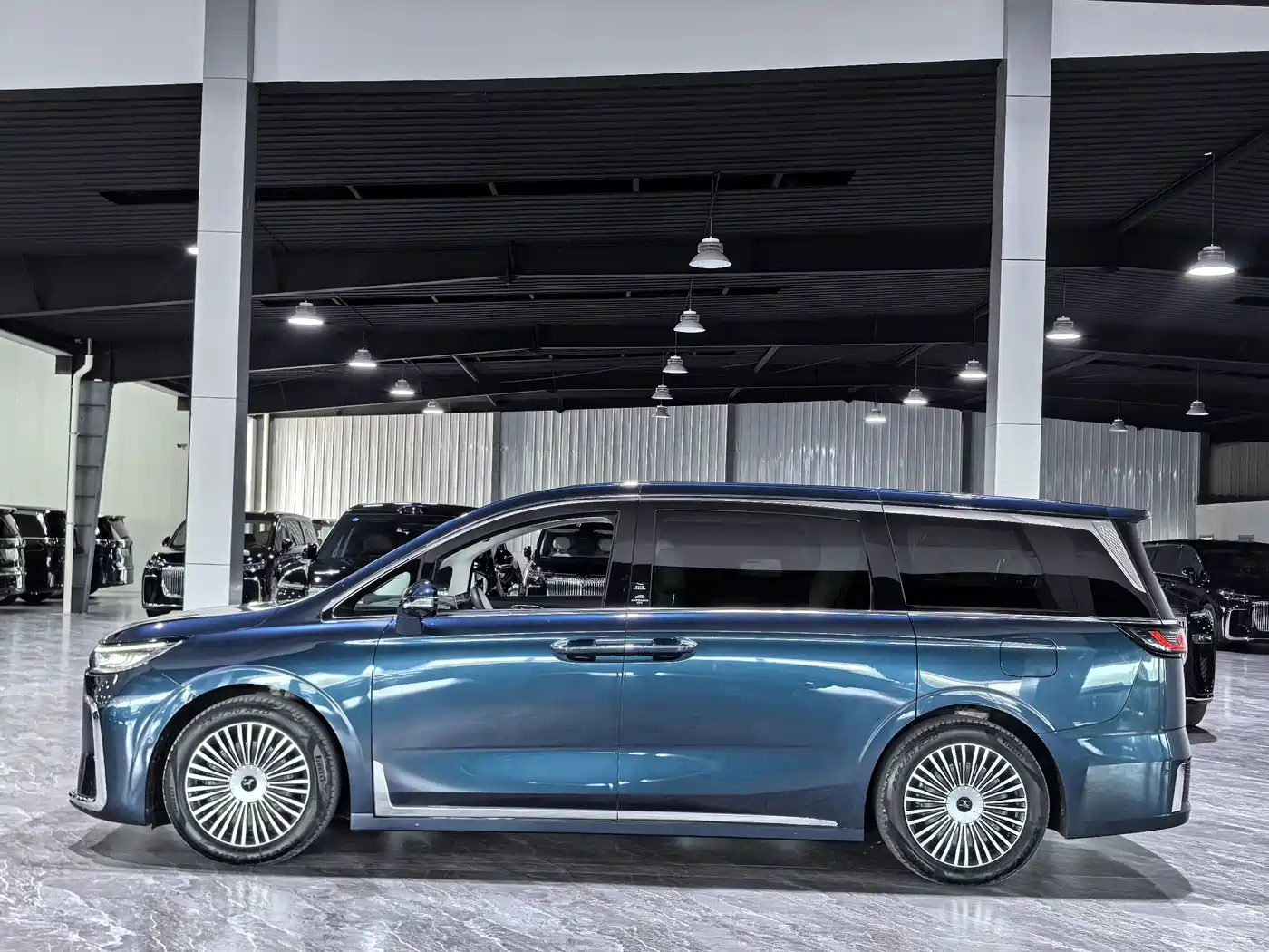 Voyah Auto Voyah Dreamer 2025 2025 PHEV AWD Flagship Kunpeng Edition