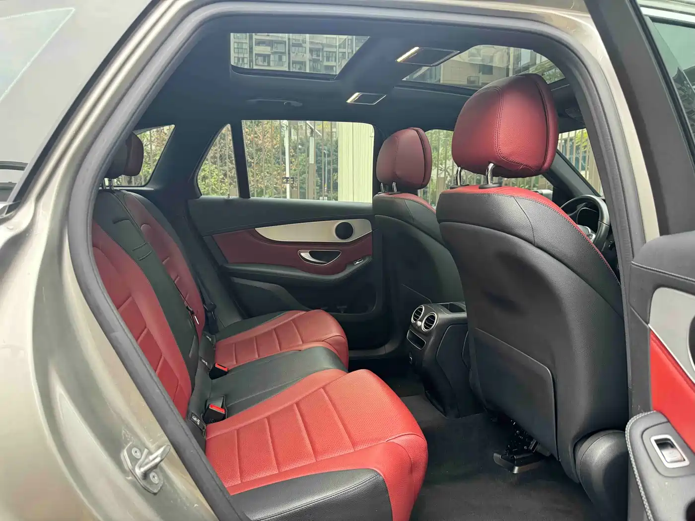 Mercedes-Benz GLC 2020 GLC 260 L 4MATIC Luxury фото 16