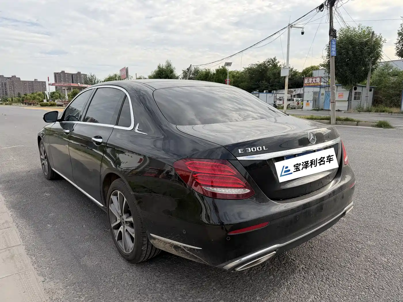 Mercedes-Benz E-Class 2019 E 300 L Luxury фото 3