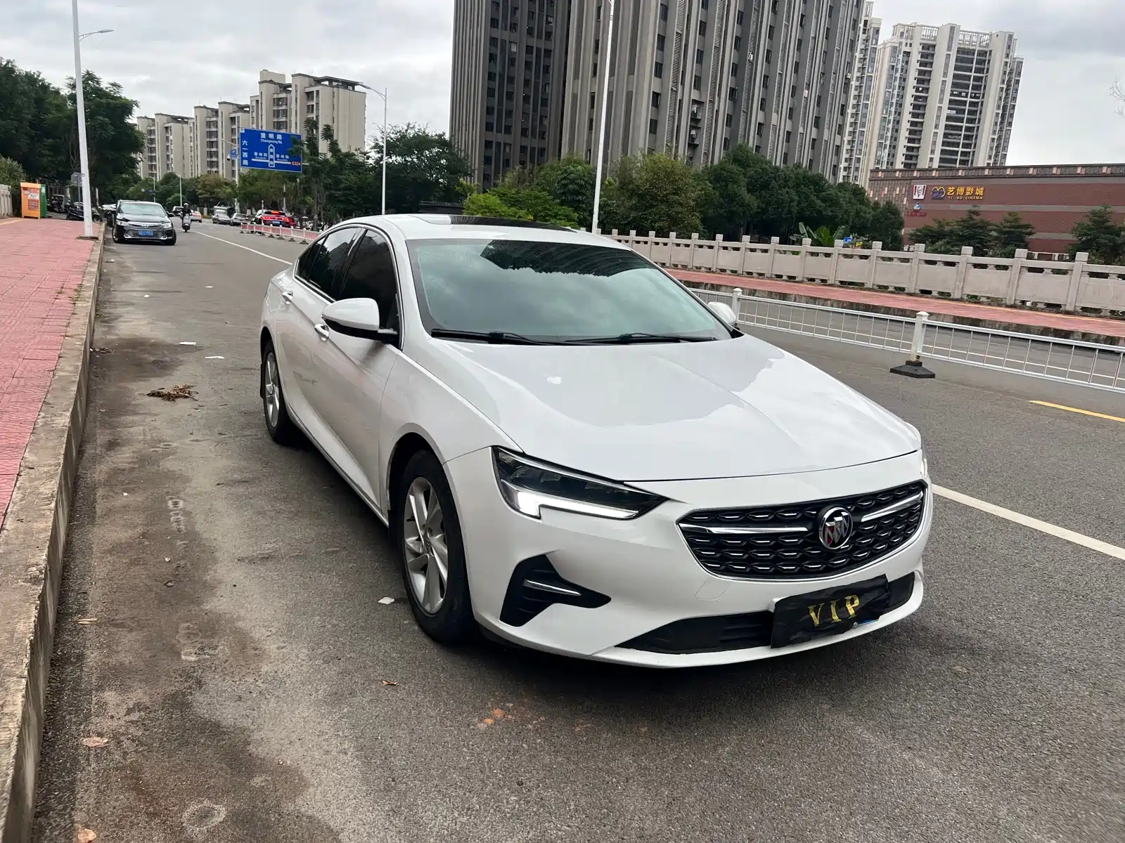 Фото 3 - Buick Regal