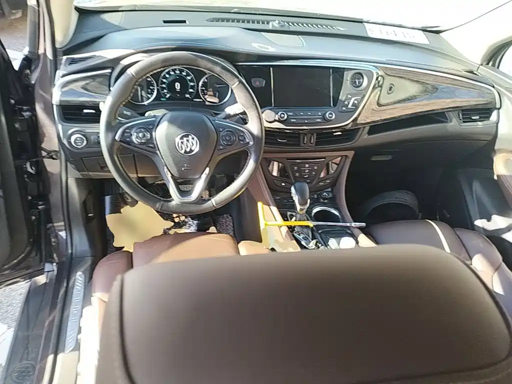 Photo 10 - Buick Envision Plus