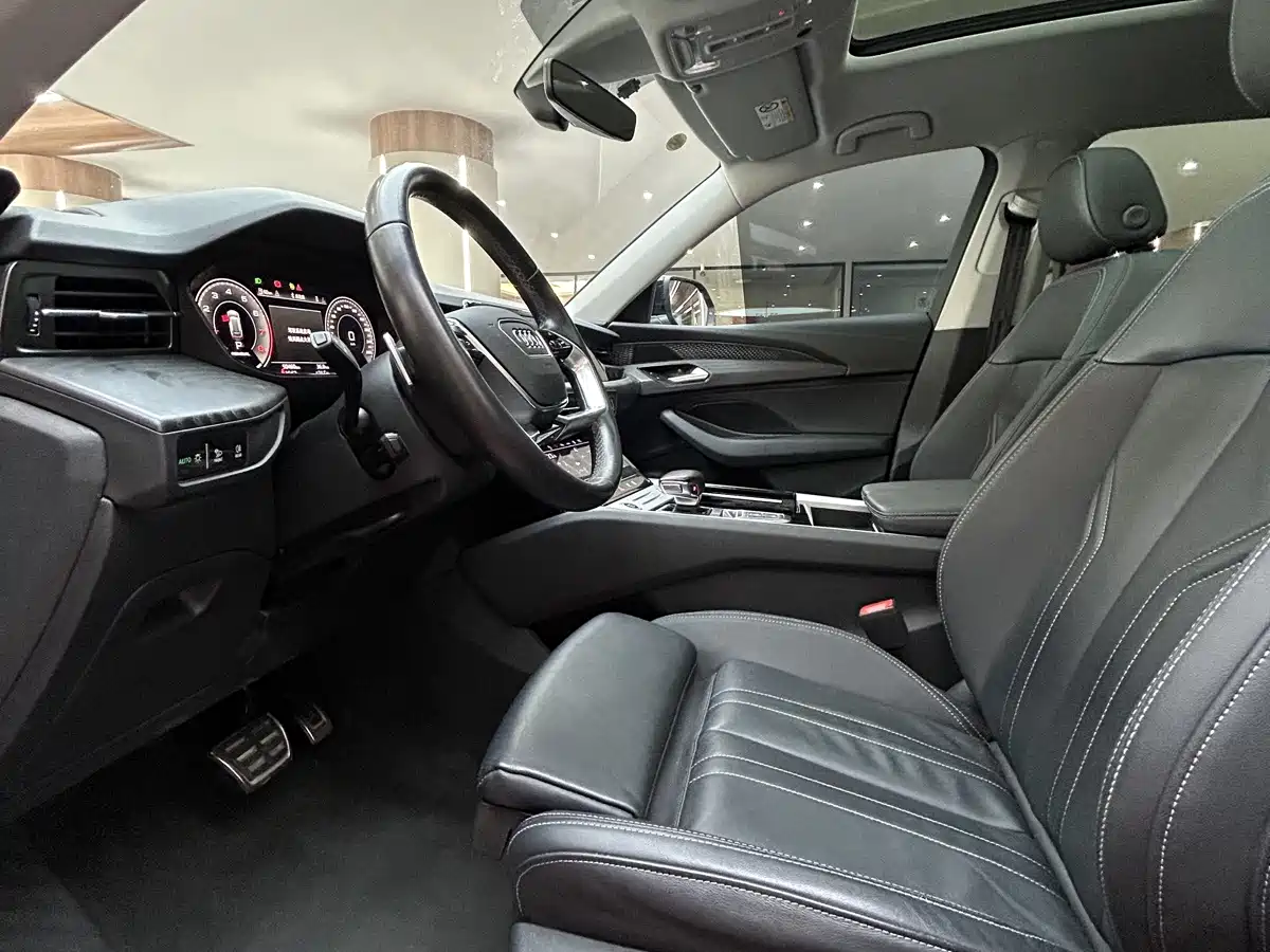 Photo 15 - Audi Q6