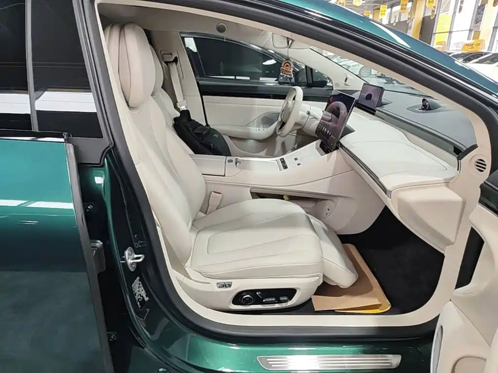 Фото 25 - Zhijie S7