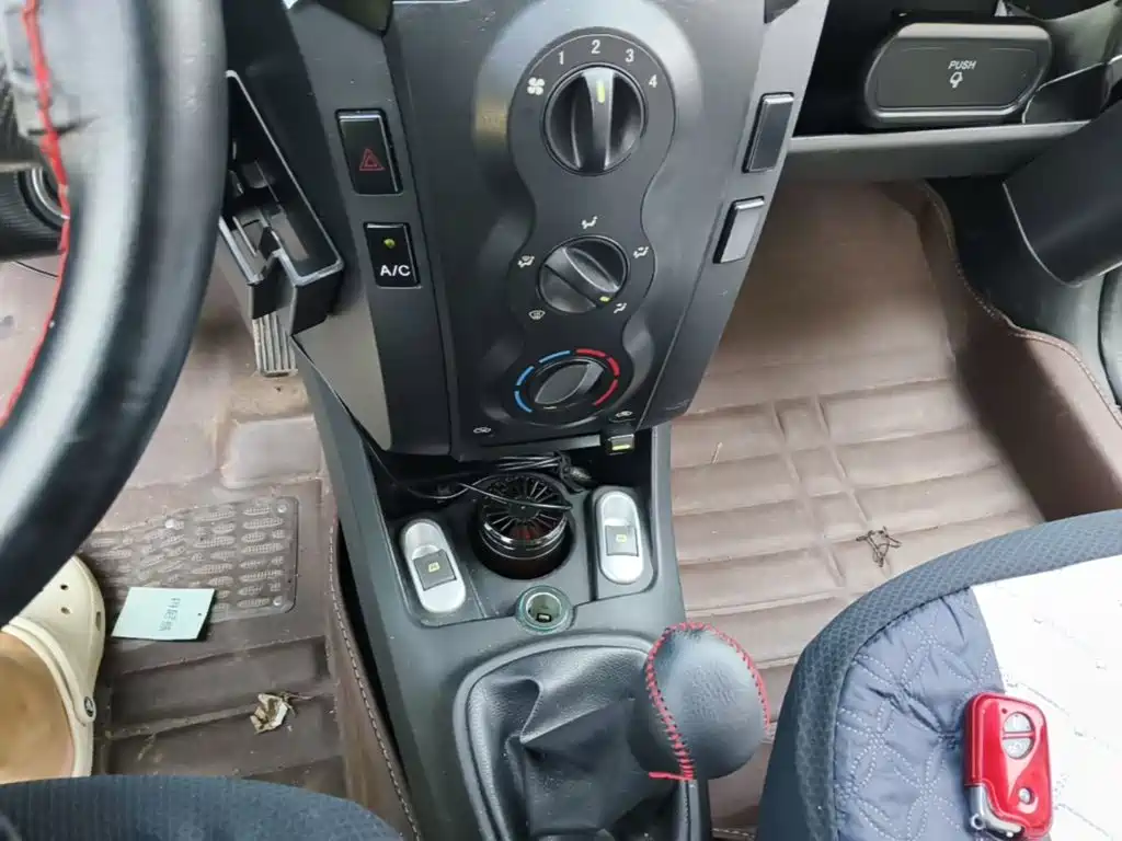 BYD F0 2016 2015 1.0L Yue Cool Model