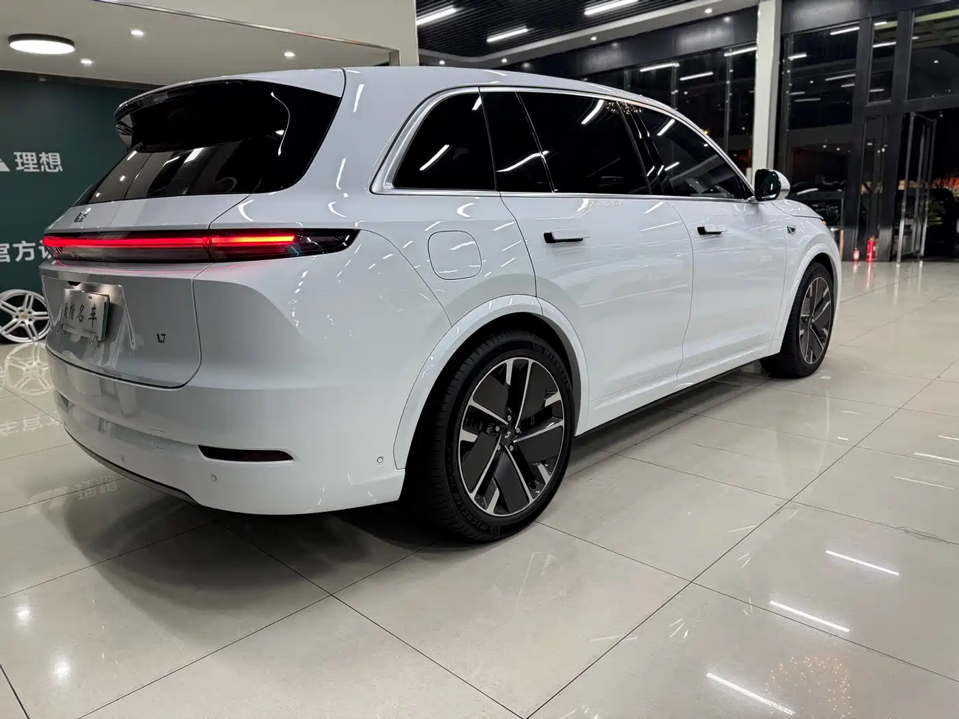 Li Auto IDEAL L7