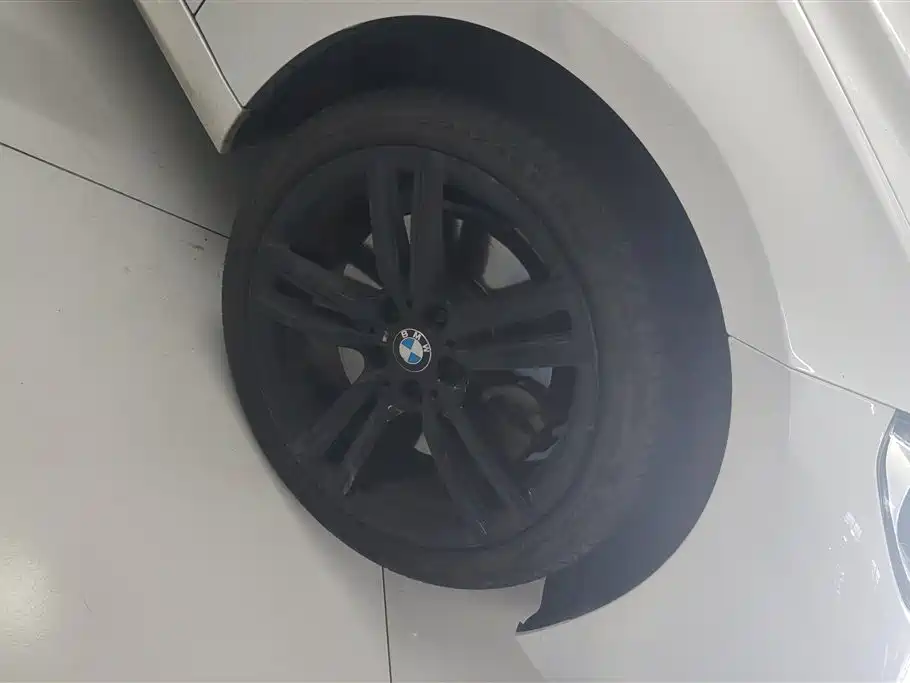 BMW 1 Series 2021 125i M Sport Black Night Edition фото 6