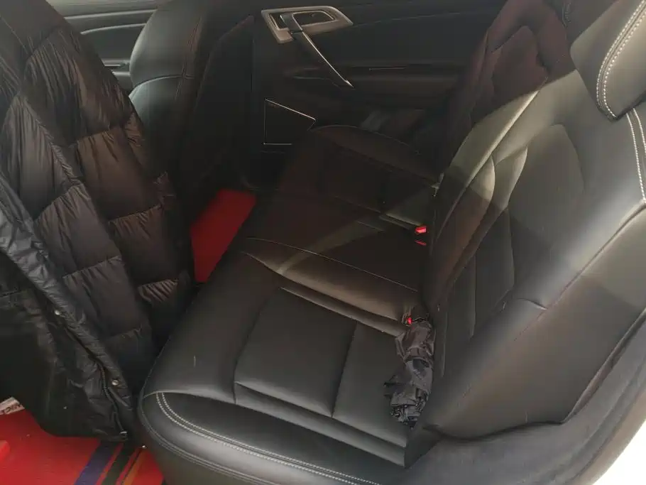 Geely Atlas 2016 2016 2.0L Manual Smart Connectivity