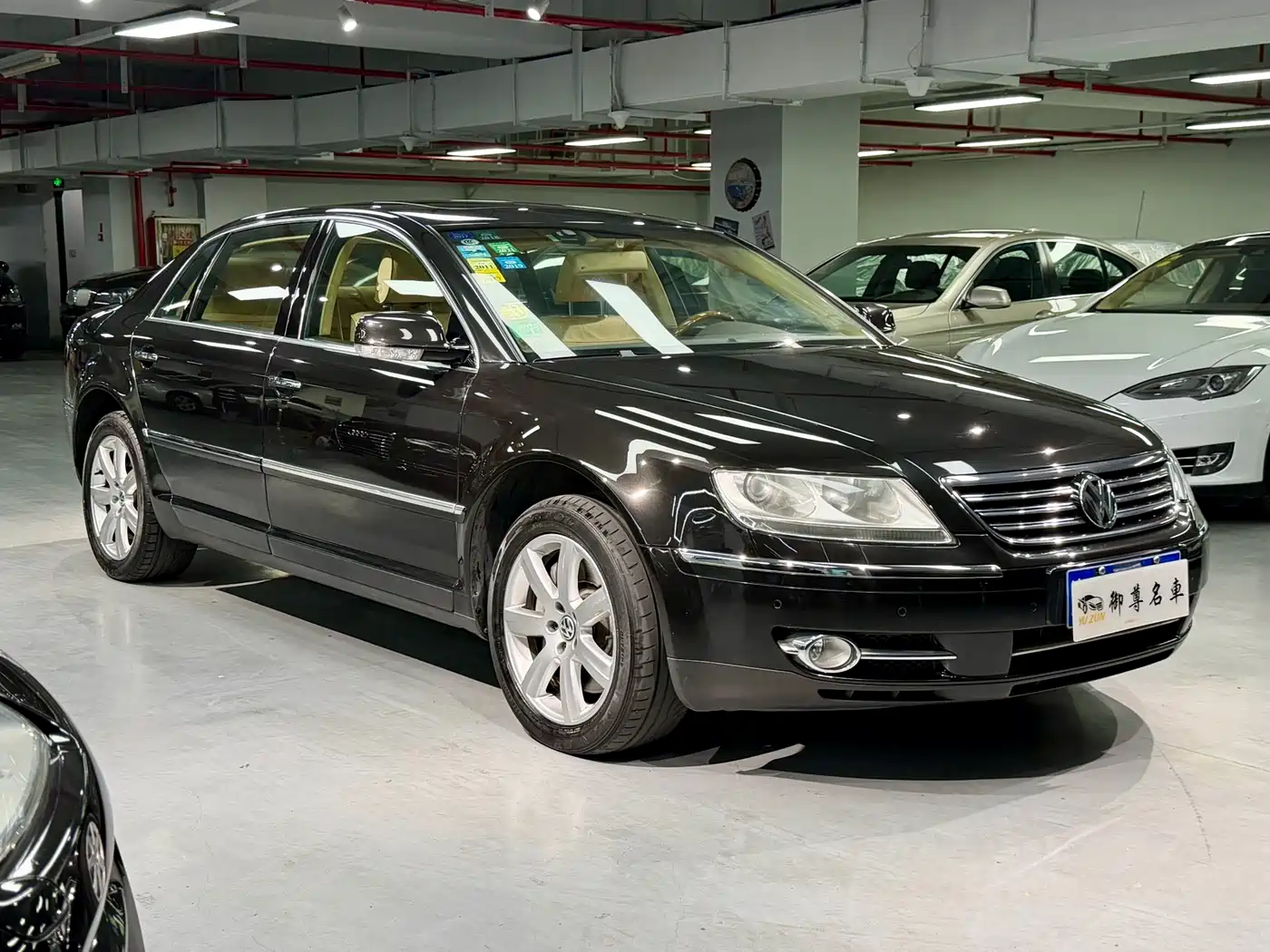 Volkswagen Phaeton 2009 Model 3.6L V6 5-seat Extended Comfort фото 3