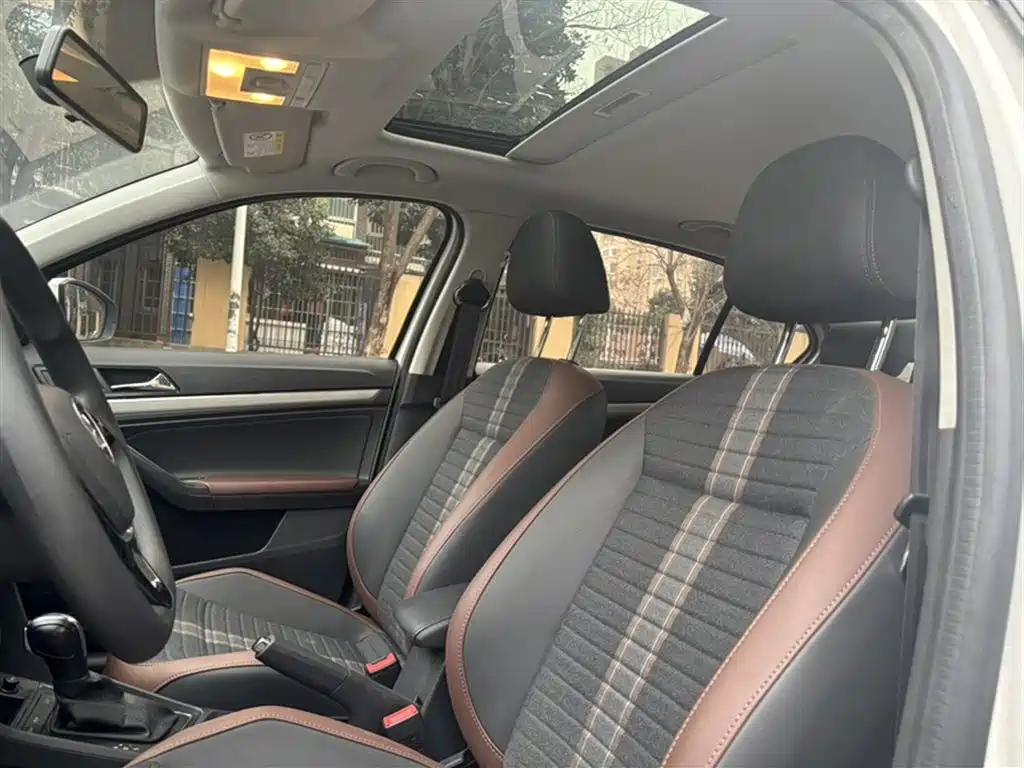 Volkswagen Lavida 2019 Lavida Start 1.5L Auto Comfort (China VI) фото 15