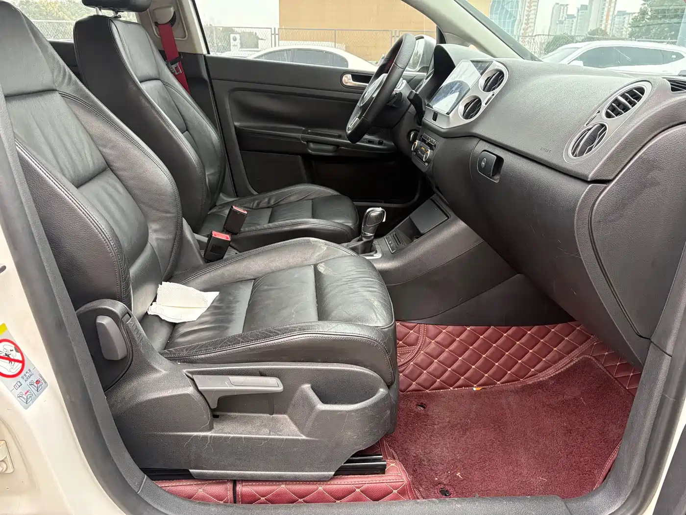 Volkswagen Golf (Import) 2011 1.4TSI Cross Golf фото 11