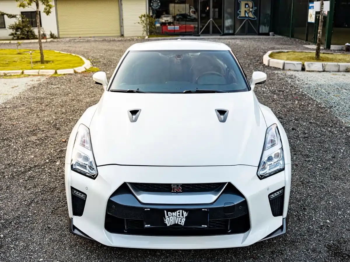 Nissan GT-R 2017 3.8T Flagship Edition фото 25