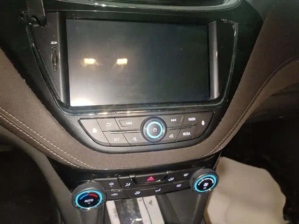 Chevrolet Malibu 2018 530T Automatic Luxury Edition фото 6