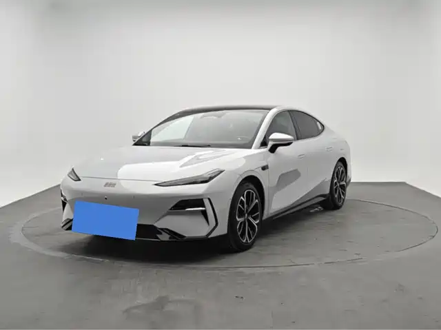 Geely Galaxy Galaxy E8 2025
