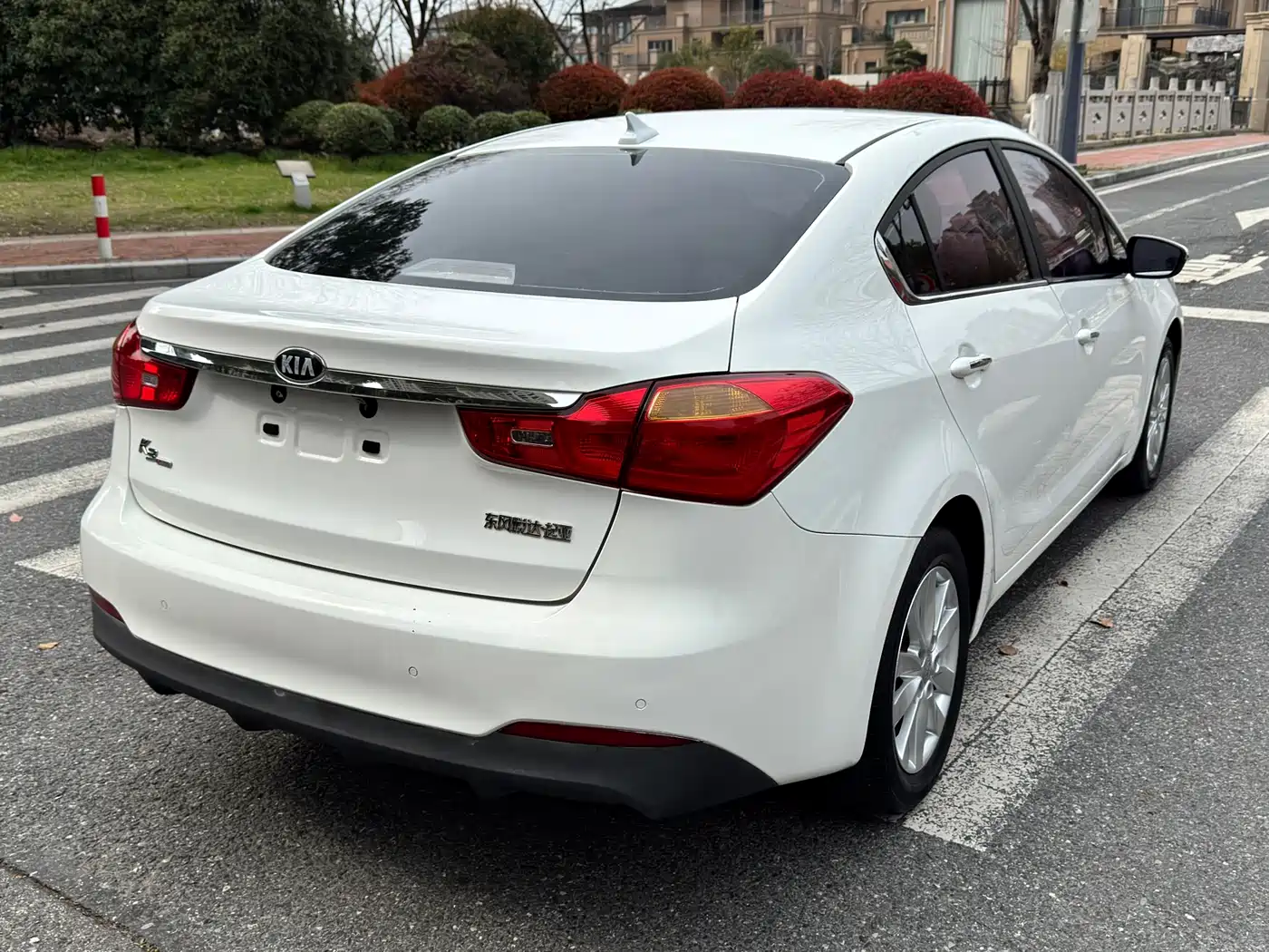 Kia K3 2015 1.6L Automatic GLS фото 7