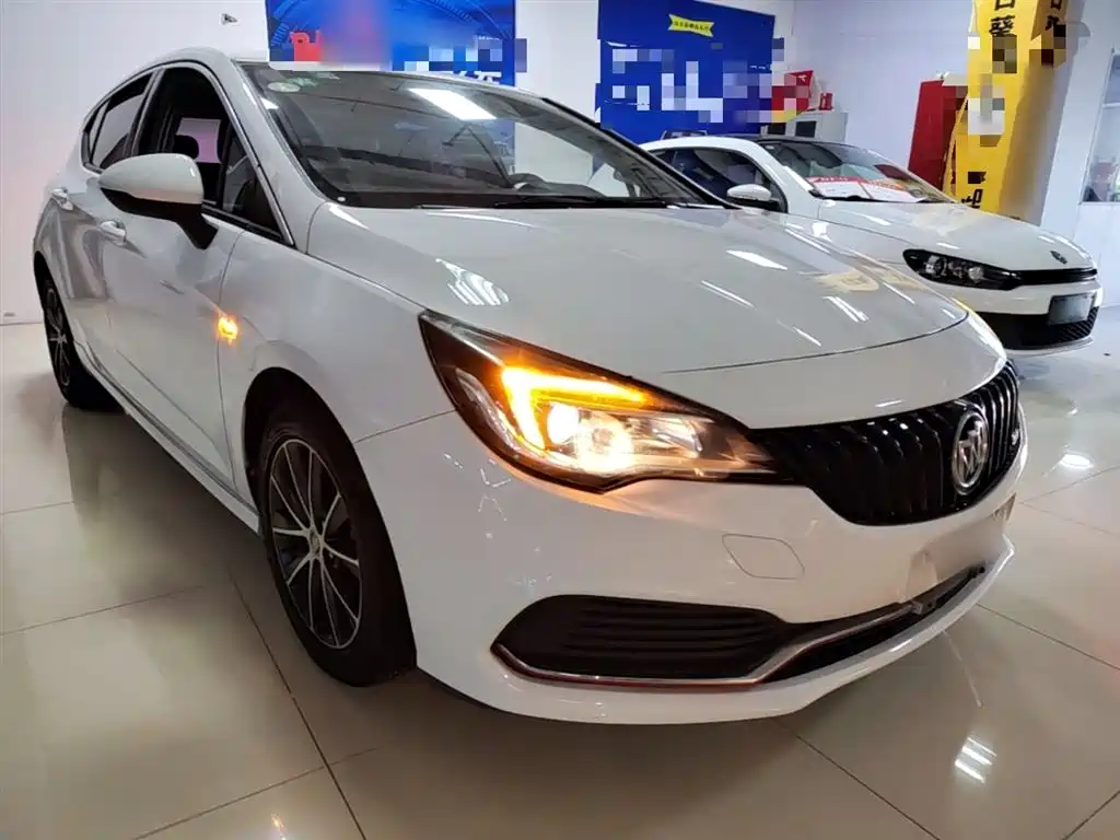 Buick Verano 2016 Hatchback GS 20T DCT Luxury Sport фото 4