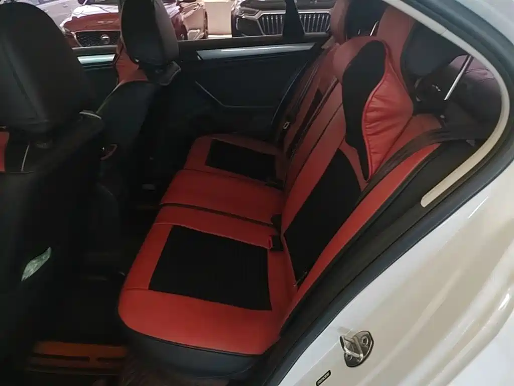 Volkswagen Bora 2019 Facelift Bora Legend 1.5L Automatic Fashion Type China VI фото 17