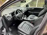 Фото 9 - Ford Edge