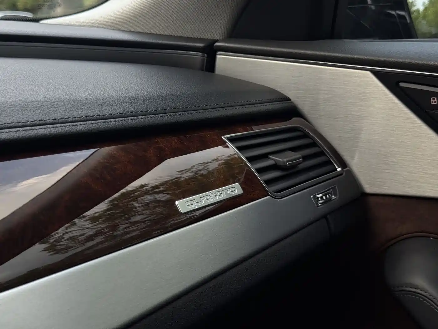 Audi A8 2013 A8L 55 TFSI quattro Luxury фото 12