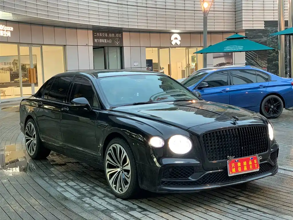 Bentley Flying Spur 2012 6.0T Limited Edition фото 3