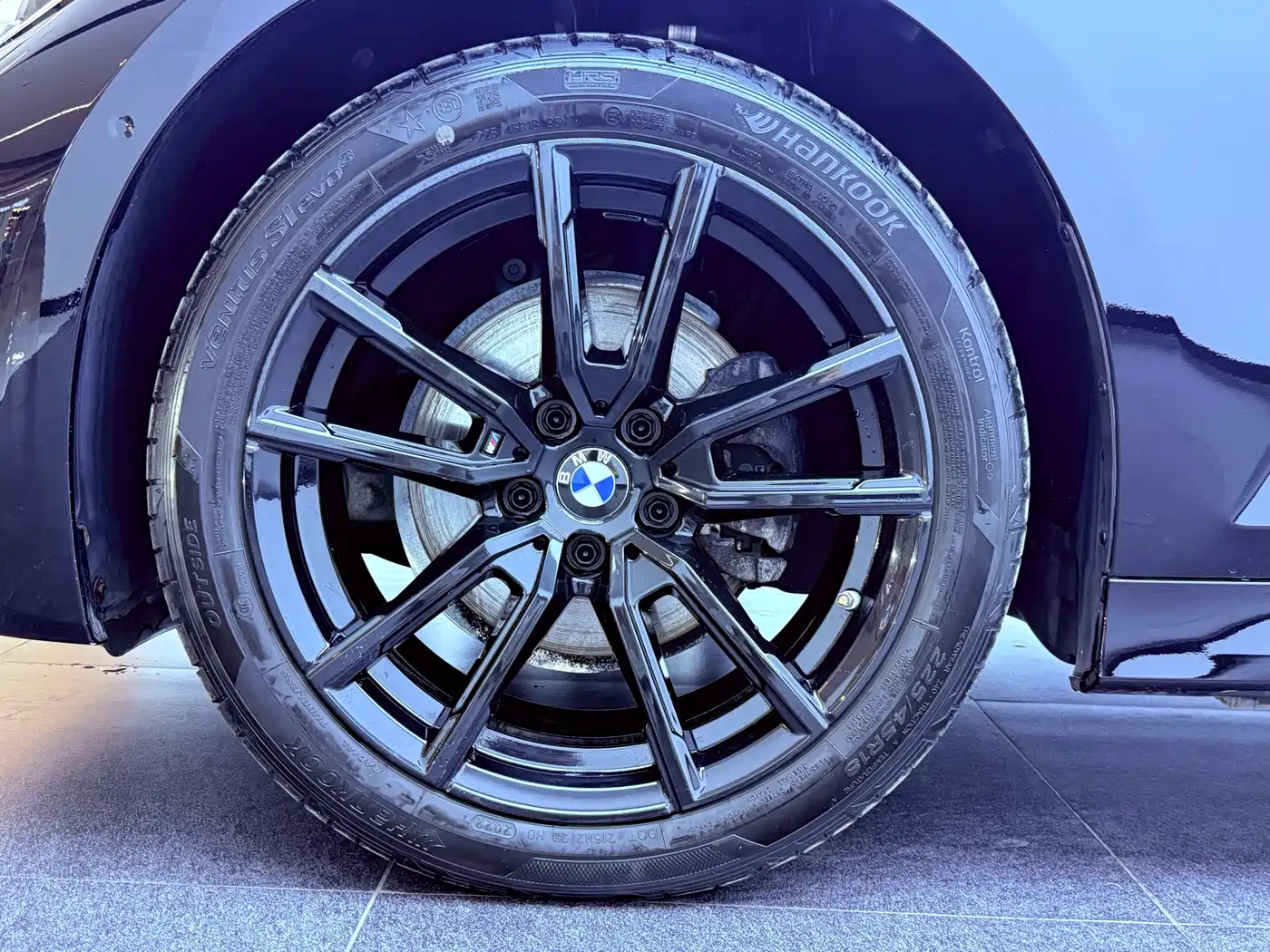 BMW 3 Series 2022 325Li M Sport Package фото 31