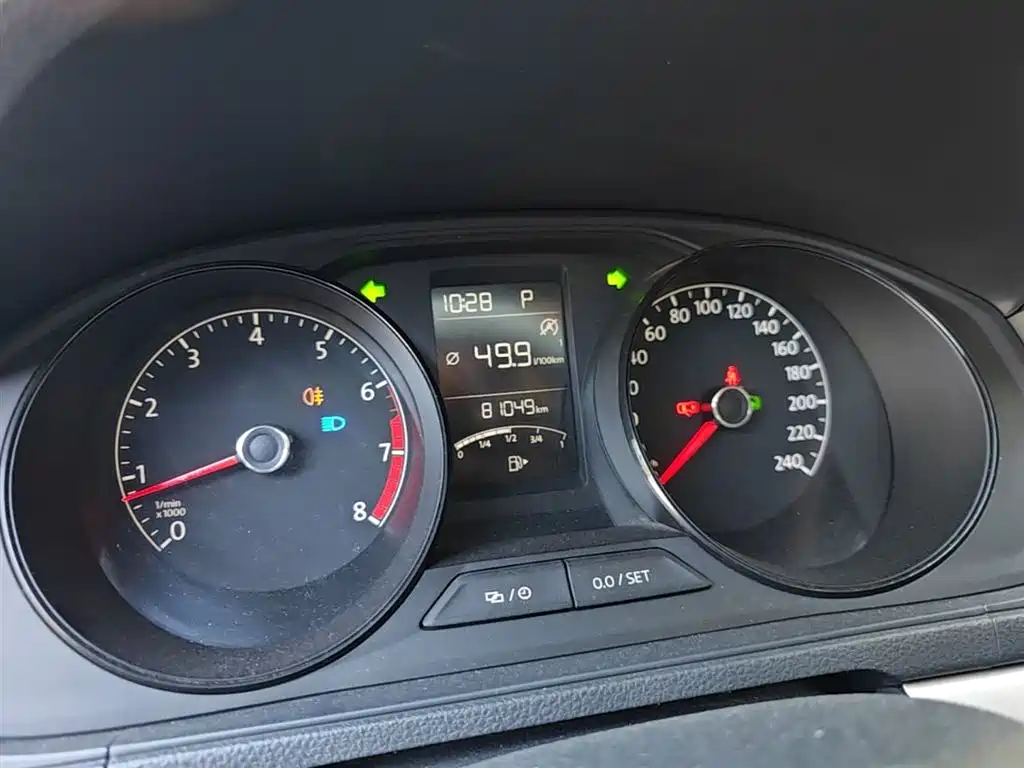Volkswagen Lavida 2018 Classic 1.5L Automatic Trend China VI фото 12