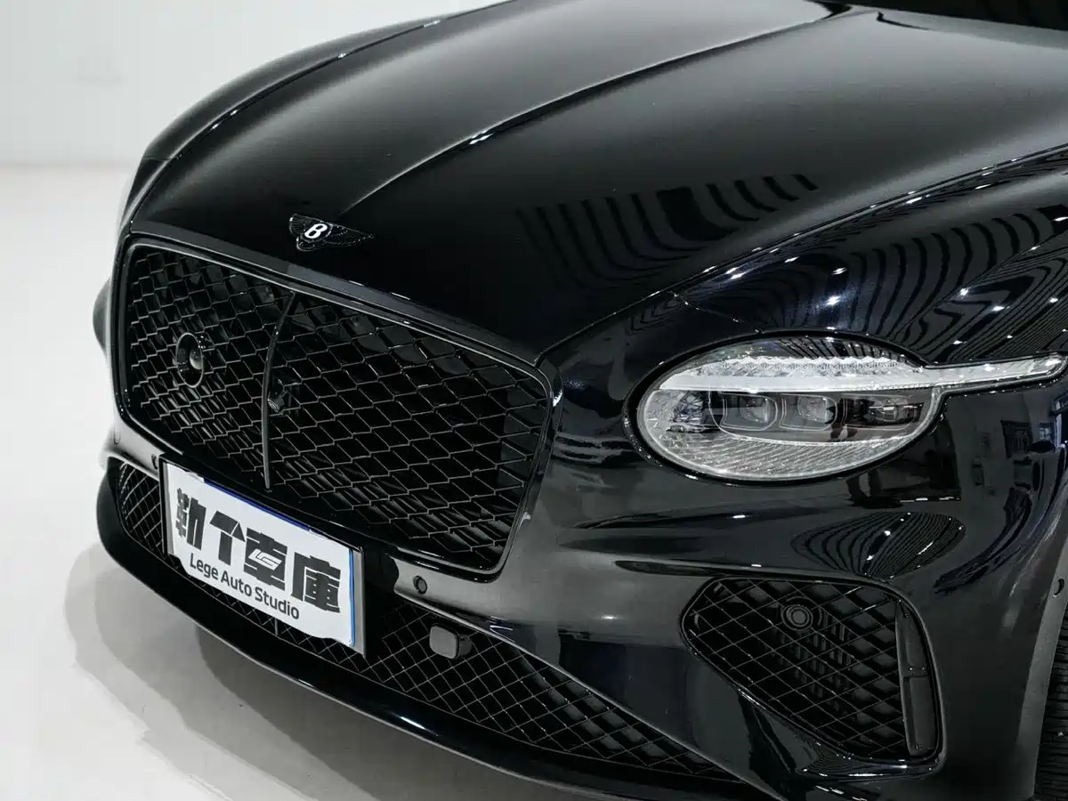 BENTLEY CONTINENTAL PLUG IN HYBRID