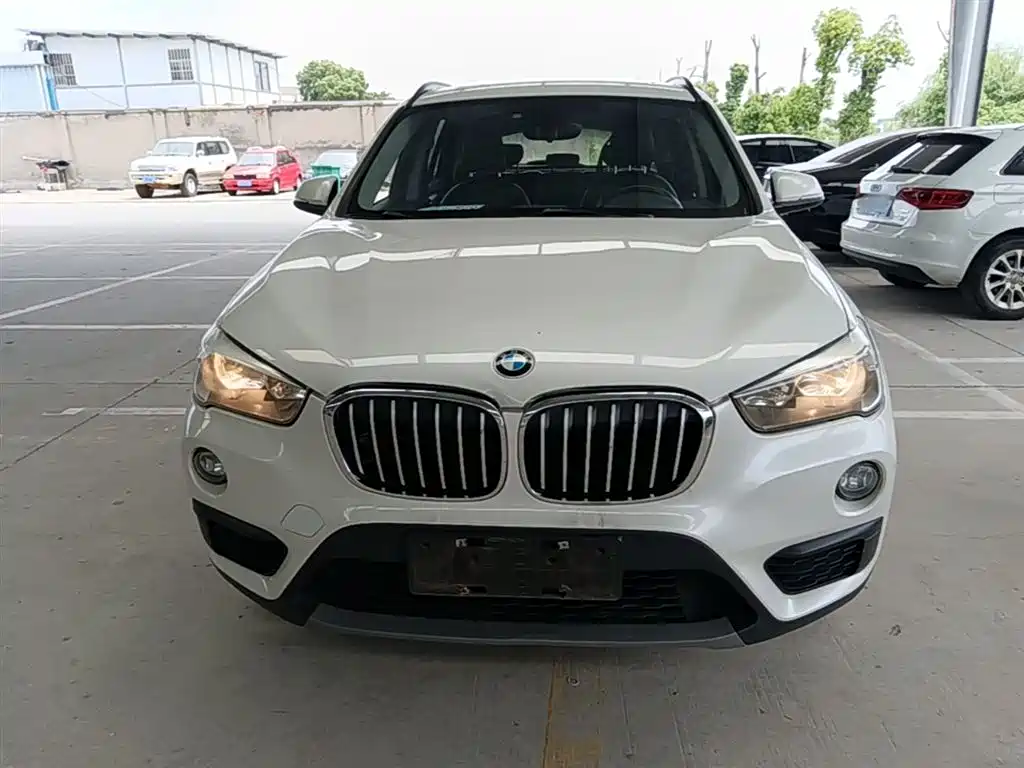 BMW X1 2016 sDrive18Li Fashion Model фото 3