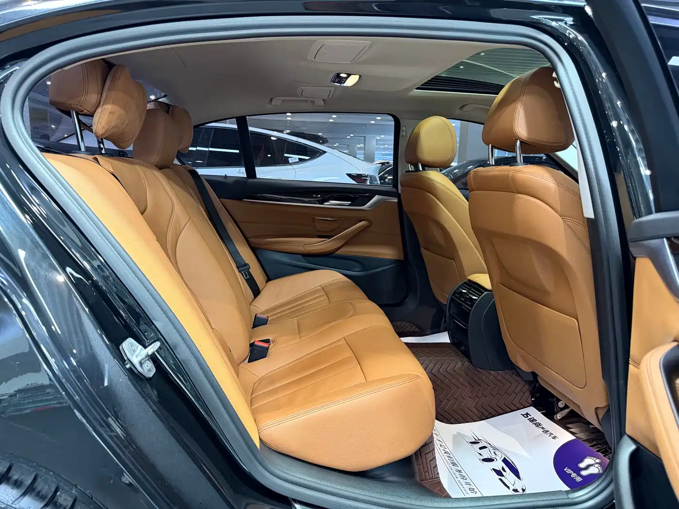 BMW 5 Series 2018 528Li Launch Special Edition фото 7