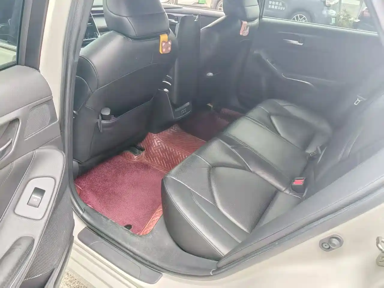 Toyota Avalon 2022 2.0L Luxury Edition фото 5