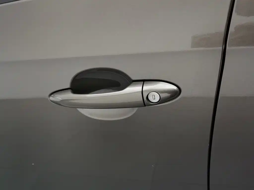 Photo 18 - Buick Excelle