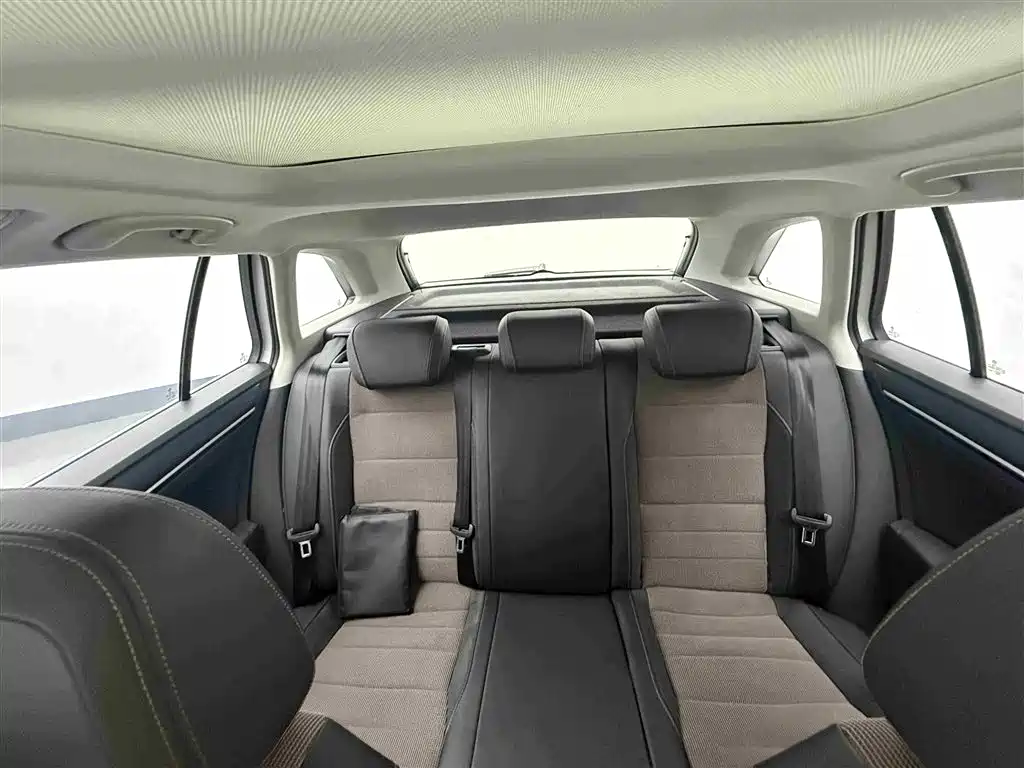Volkswagen C-TREK 2018 1.5L Automatic Comfort фото 35