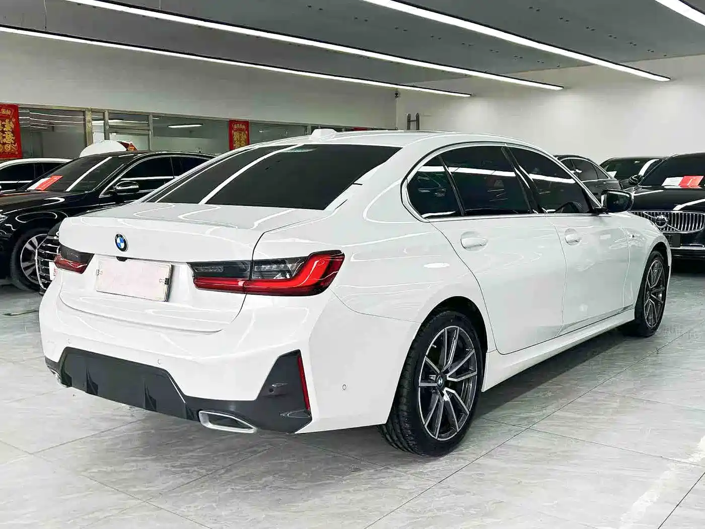 BMW 3 Series 2023 325Li M Sport Package фото 6