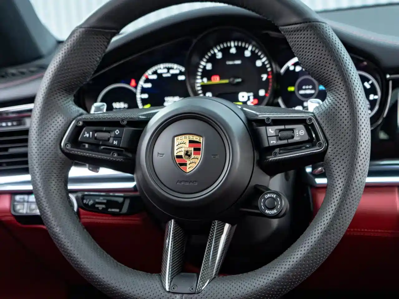 PORSCHE PANAMERA NEW ENERGY