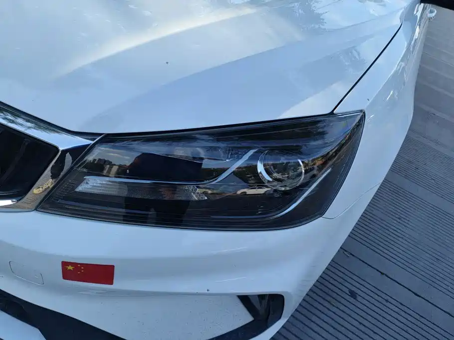 صورة 5 - Geely Emgrand