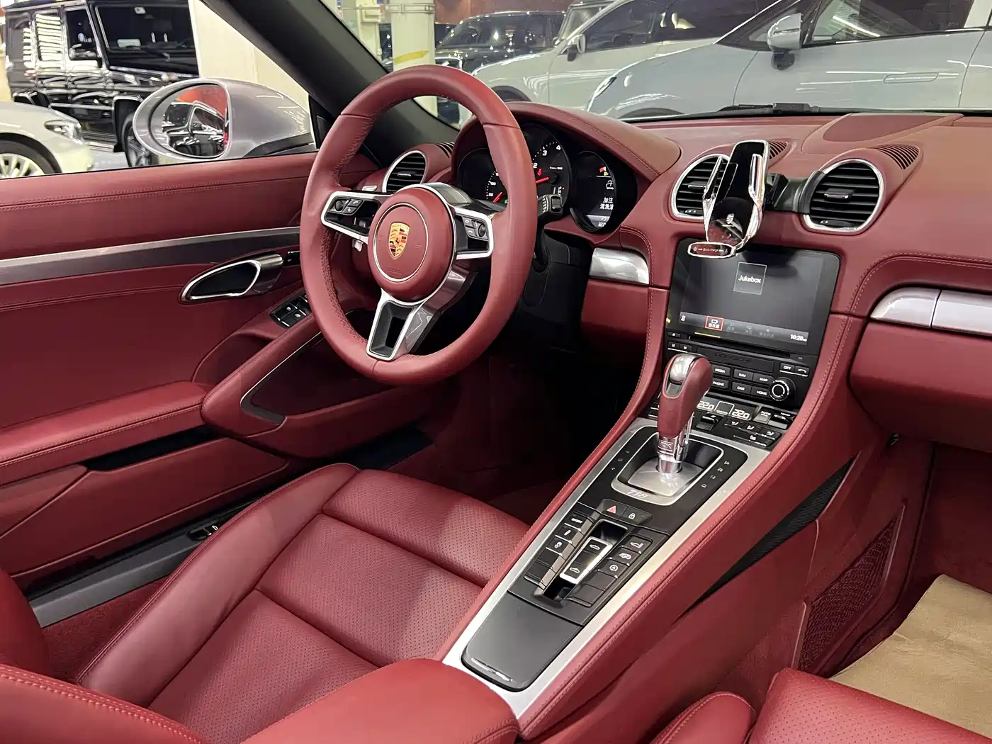 Porsche 718 2018 Boxster 2.0T фото 7