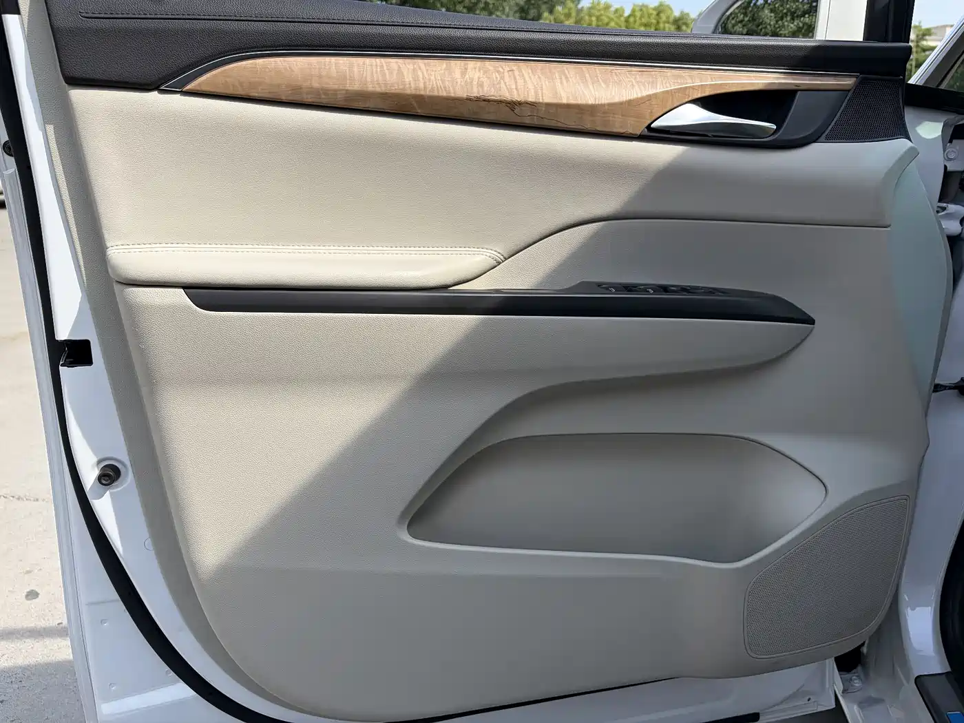 Buick GL8 2017 ES 28T Comfort Type China V фото 9