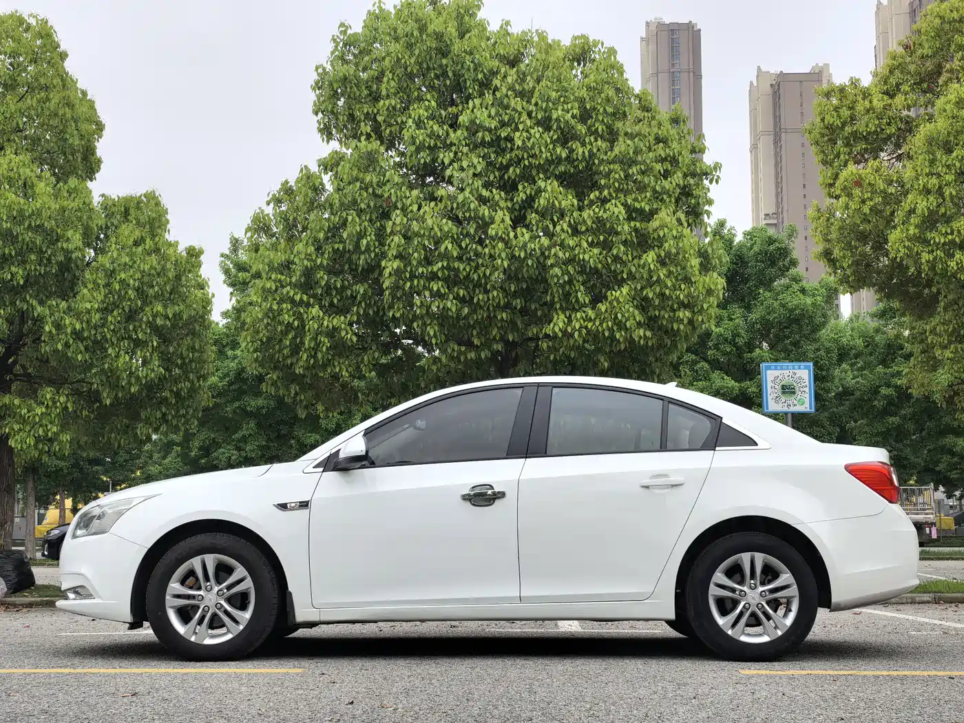 Chevrolet Cruze 2015 1.5L Classic SE AT фото 23