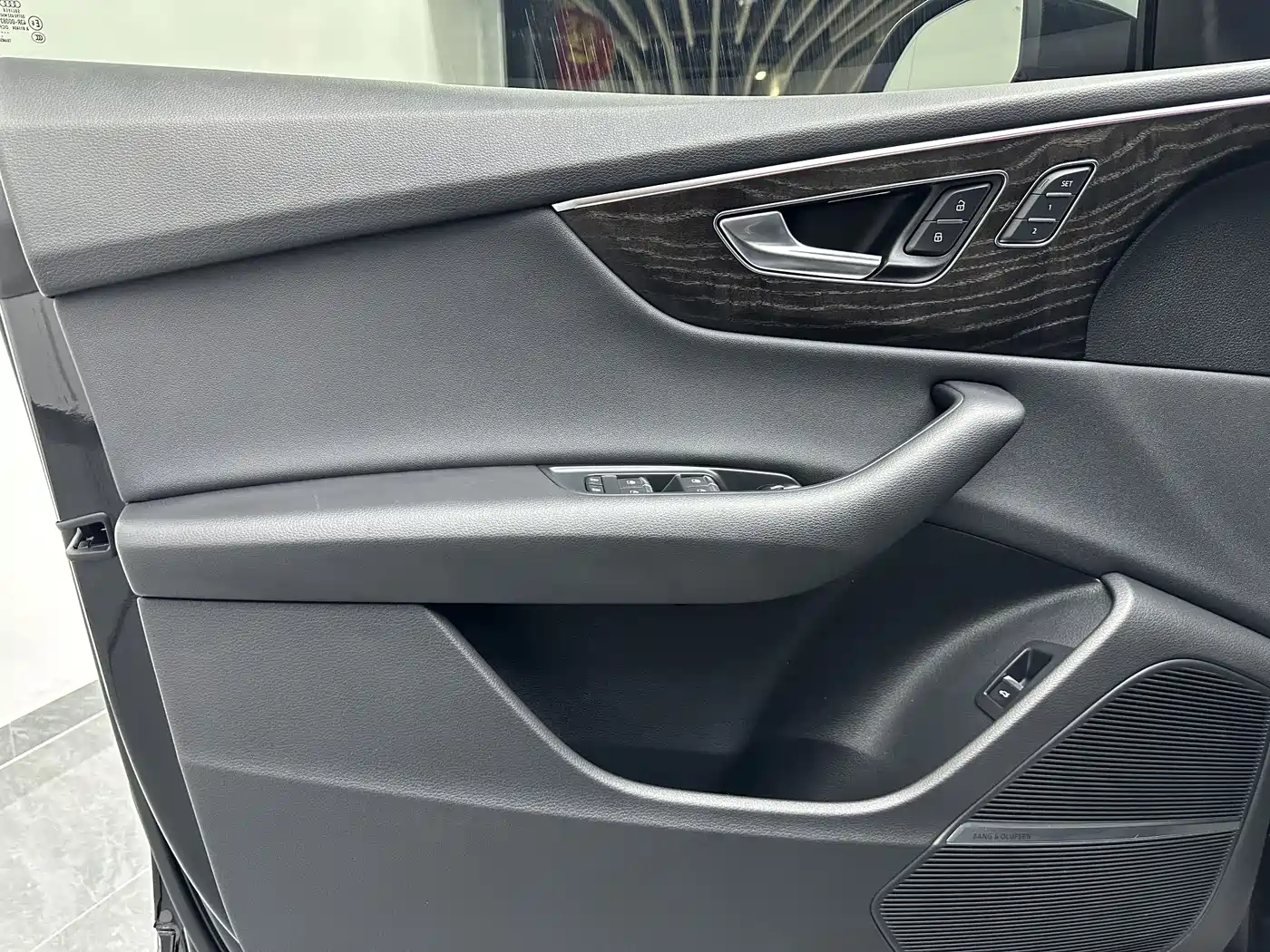 Audi Q8 2022 45 TFSI Luxury Dynamic фото 21
