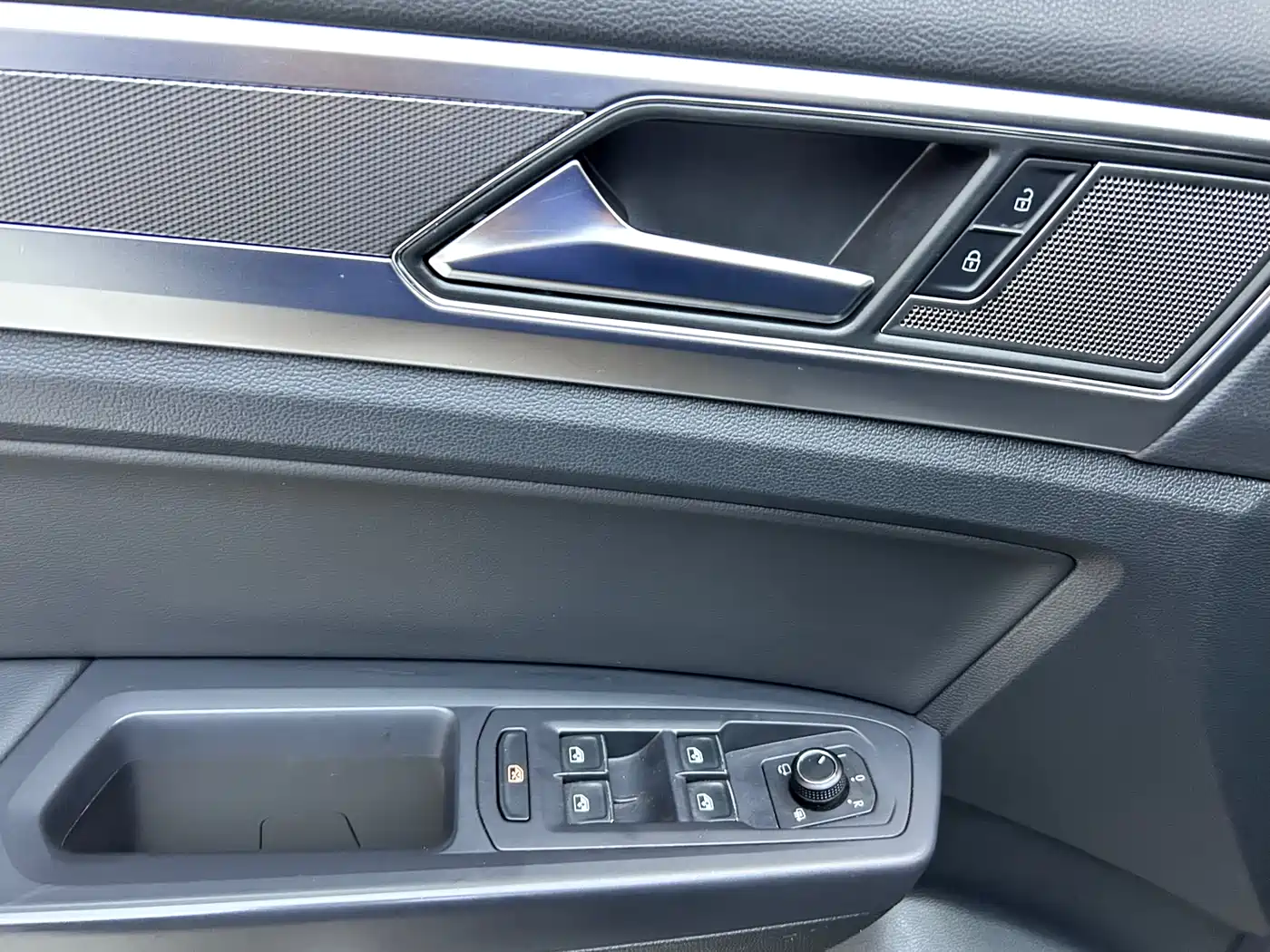 Volkswagen Teramont 2019 380TSI 4WD Luxury Edition China VI фото 13