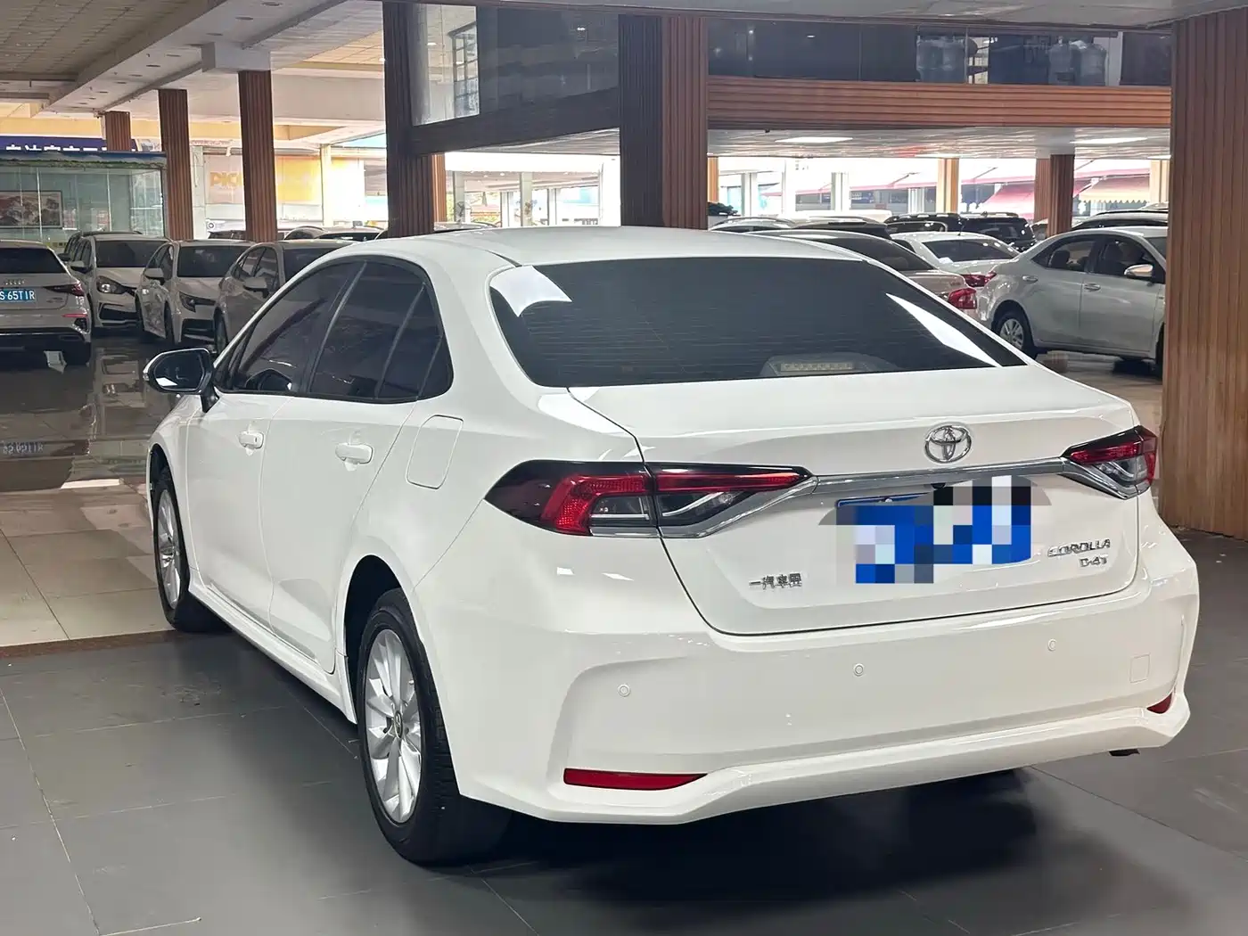 Toyota Corolla 2021 1.2T S-CVT Elite PLUS Edition фото 6