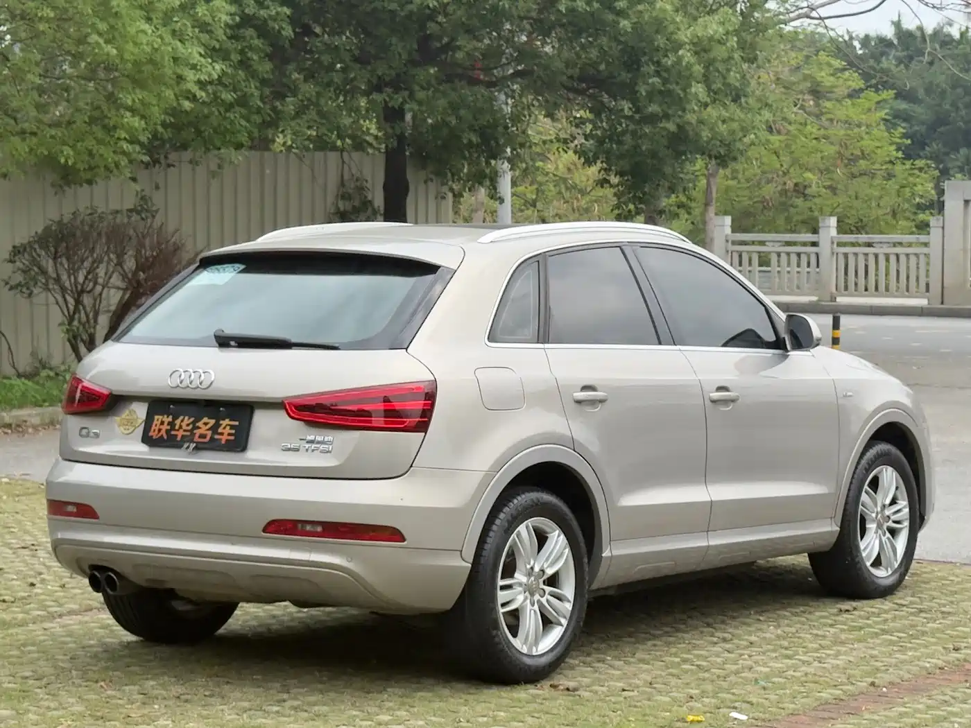 Audi Q3 2015 35 TFSI Comfort фото 9