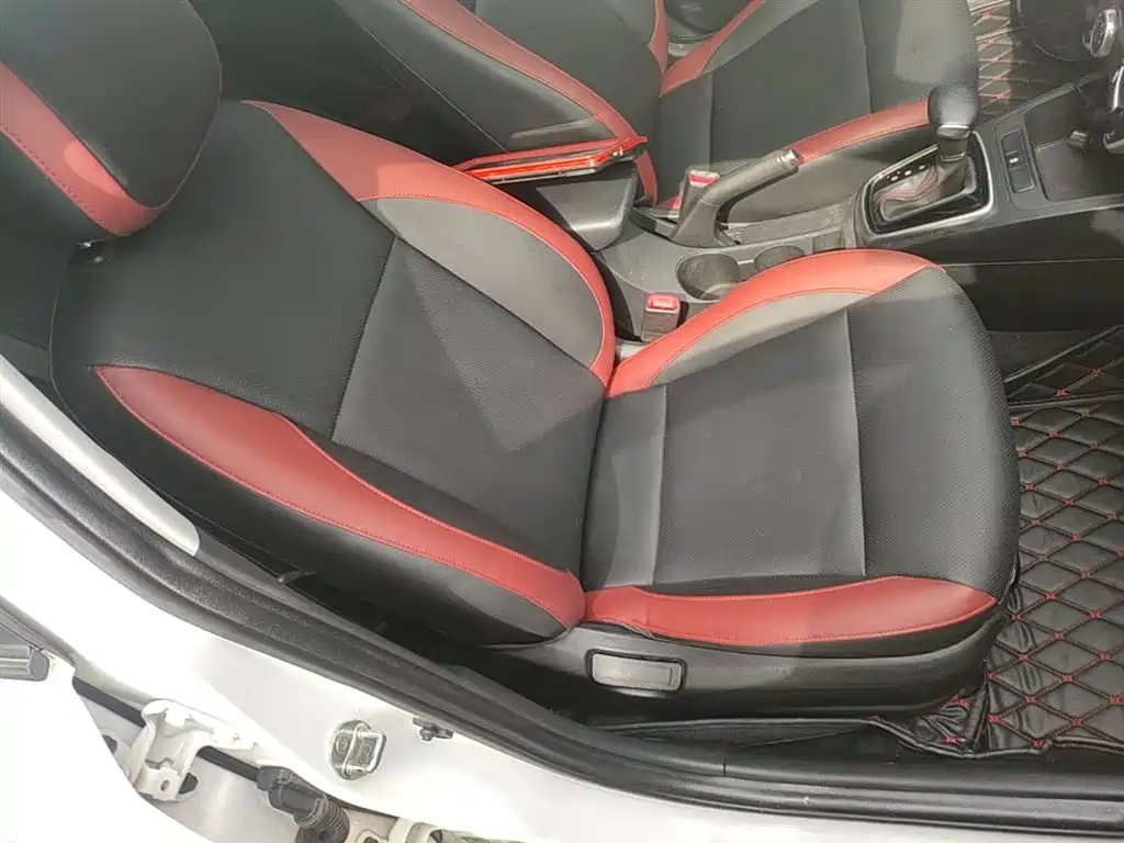 Kia KX CROSS 2018 1.6L Automatic Smart Sunroof Edition фото 25