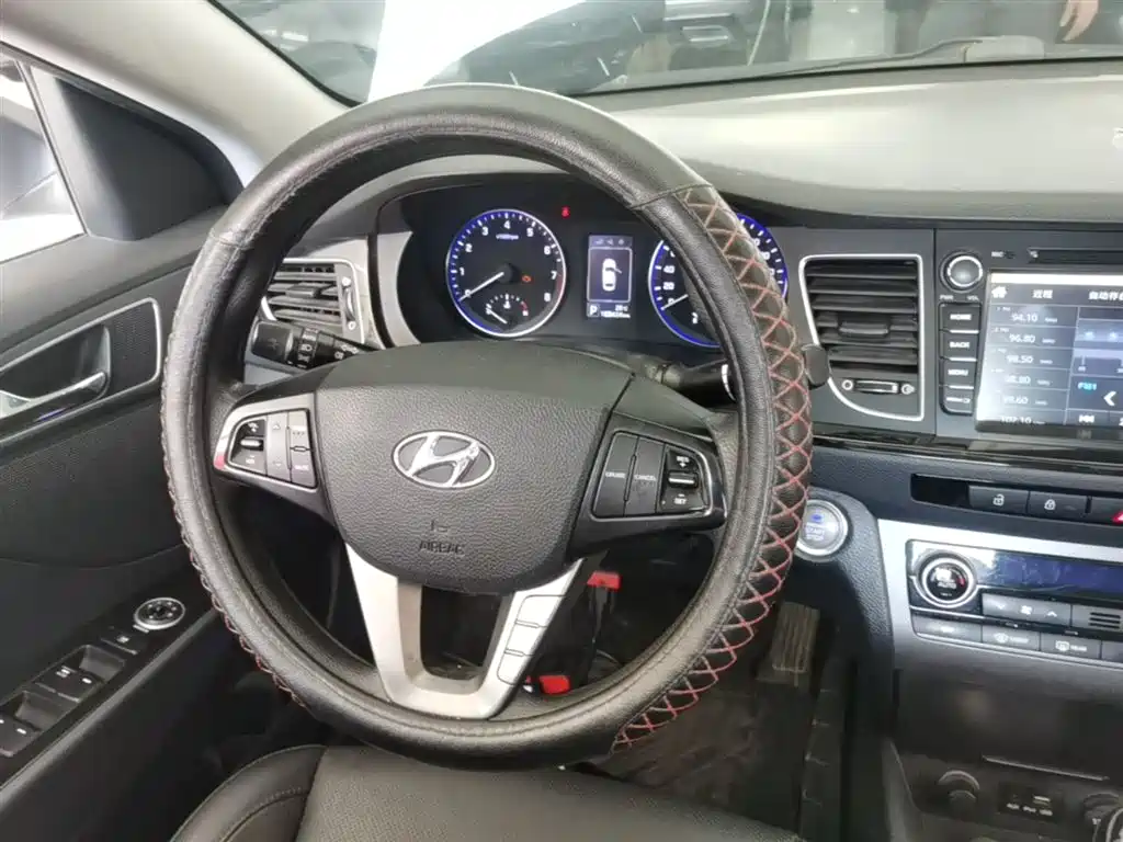 Hyundai Mistra 2014 1.8L Auto Smart GLS фото 11