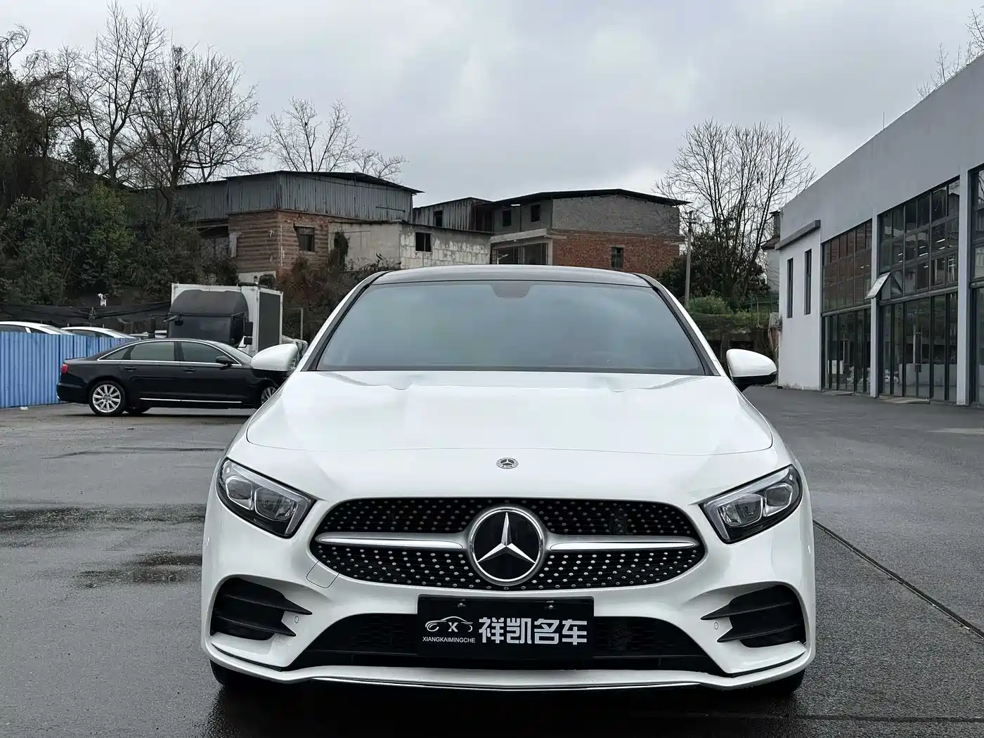 Mercedes-Benz A-Class 2024 A 200 L Fashion Edition фото 2