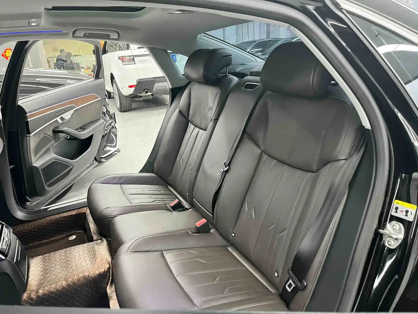 Audi A8 2019 Facelift Plus A8L 50 TFSI quattro Comfort фото 24
