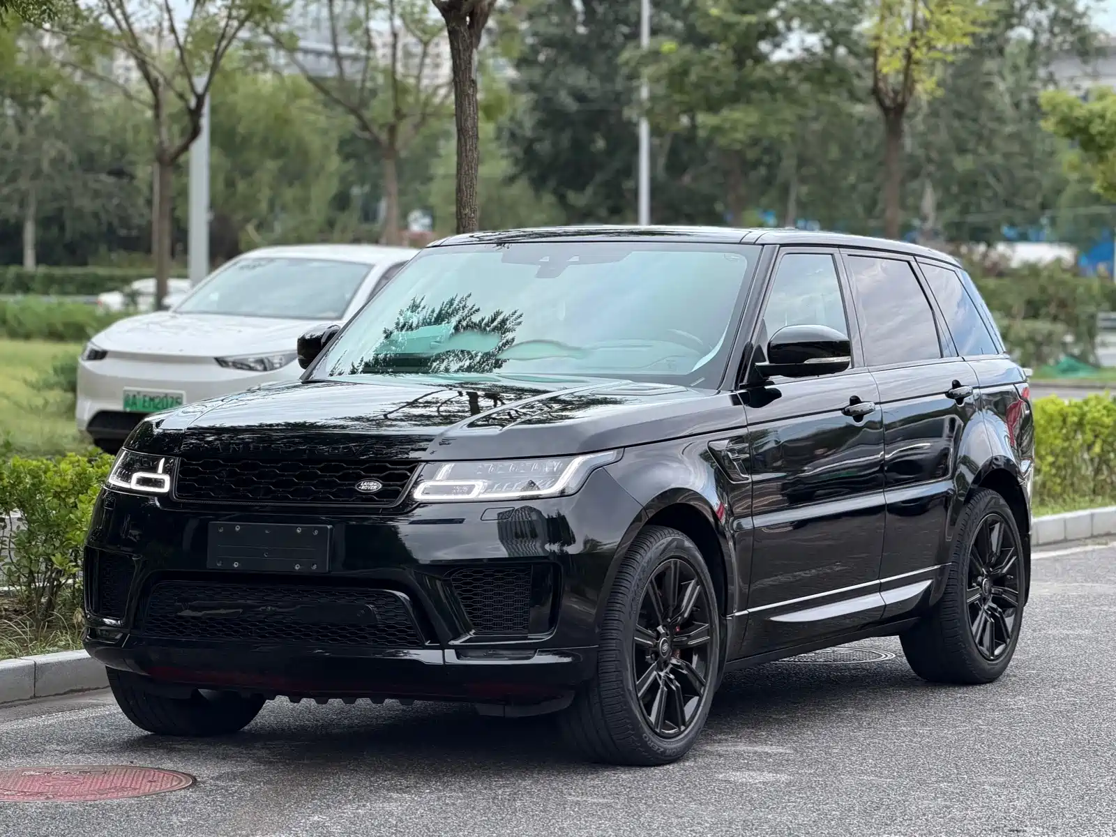 Фото 1 - Land Rover Range Rover Sport