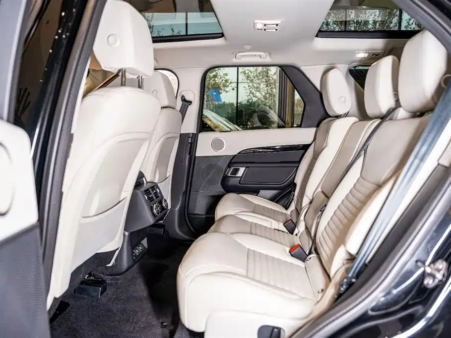 Land Rover Discovery 2024 Model 360PS S фото 14